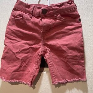 365 Kids. Pink Frayed Hem Denim Shorts. Size 5.
